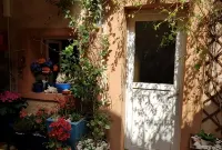 Small Patio in Downtown - Kondo