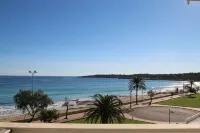 Sa Maniga - sunny modern apartment, 3floors, on the beach up to 3pers. WLAN incl.