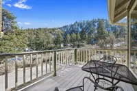 Spacious, Luxury, Picturesque "Mountain High Manor"- Ski Resort Town!