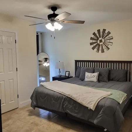 Coffee & Tea Bar. New Appliances. Extended Stays Allowed. King Bed.