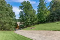 Waterfront cabin with party dock. We are pet friendly so bring the whole family. - 4-Star