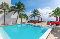 3 Bdrm. townhouse in gorgeous Akumal with WiFi & AC. Beach Club steps away! - Pools