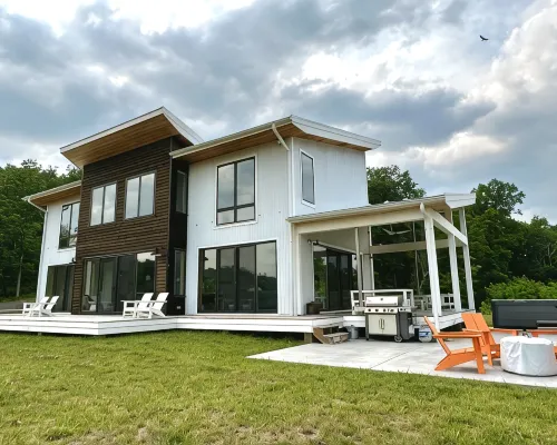 Lost River Solar - Modern 4Br+Lofts. Hot Tub w/Epic Views! Swim + Fish Pond! Hotels in Hardy County