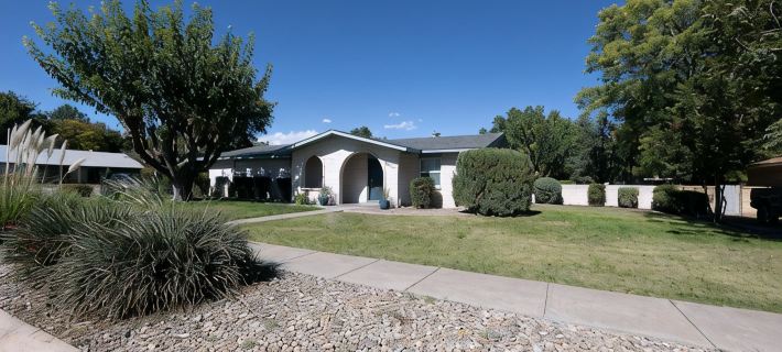 Vista Experience w/King Size Bed & Pet Friendly Hotels in Roswell