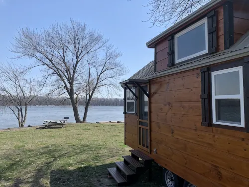 Shady Haven - Tiny Home 1