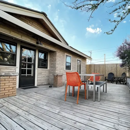 Tumble West Marfa - Charming & Comfortable 2-Bed, 2-Bath