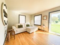 More Space than Hotel -- King Bed/ Bunk Bed / Laundry - 29mi to Nashville