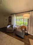 The Garden Hideaway! East Medford, close to hospital, shopping and restaurants. - 3-Star