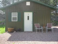 靠近各大景點地段優越且安靜！木屋 - 木屋