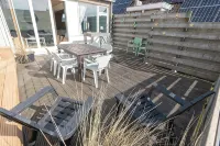 Apartment with breakfast, beach and center within walking distance. - 4성급