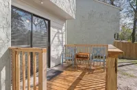 Oakwell Townhome - King Bed Suite minutes from Texas A&M - Homestays