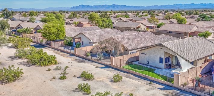 Mid Century Themed Home on the Golf Course Hotels in Pinal County