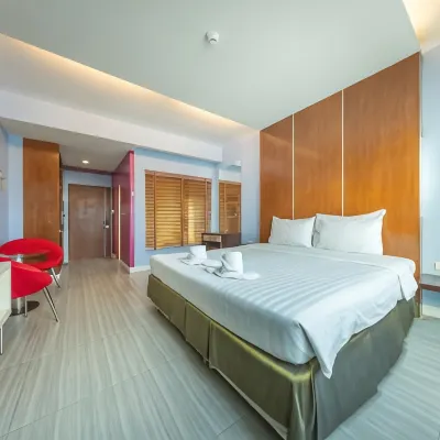 SHIN Hotel V-ONE Korat Các khách sạn gần Chợ Pratu Phee