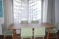 Bondi 38 Serviced Apartments - Beach