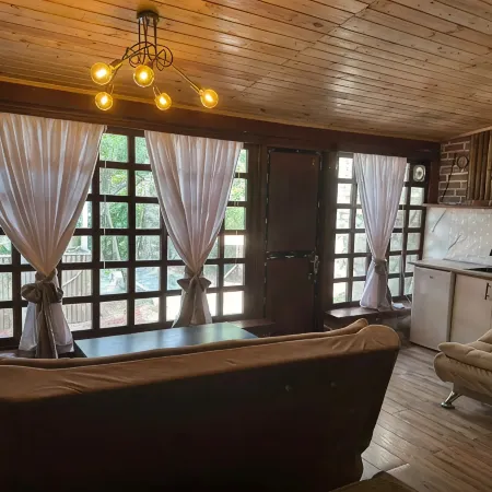 Safari House Tbilisi Wine & Family Hotel