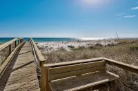 Your “Beach Dreams” Luxury 1800 Sq Ft. GATED TOWNHOME Community-Book Now! - 4 stjerner