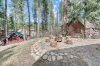 Holiday Tree House - with community pool & golf! - 3-Star