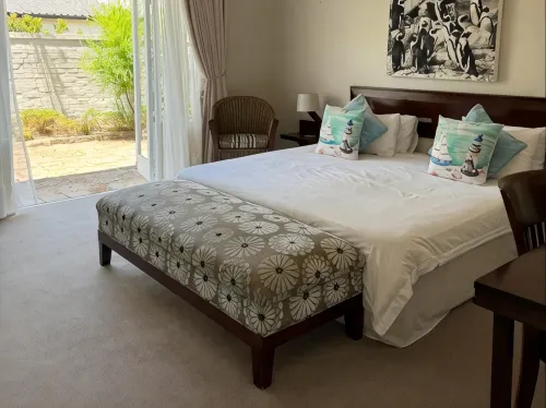 Moments Guesthouse, Kleinmond - 4-Star
