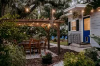 Charming  3/2 Cottage- Close to beach & Historic Downtown - Holiday bungalows