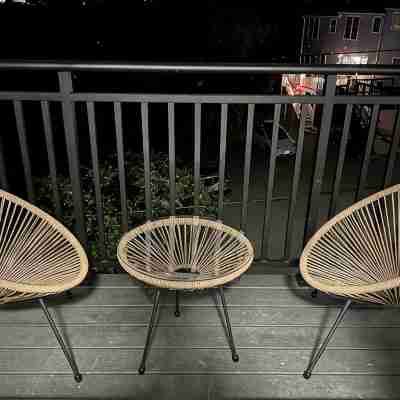 Luxury 2 Bedroom Apartment in Heart of Quincy Others