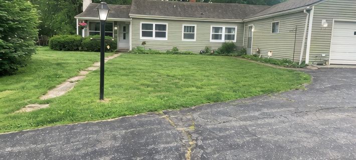 Cozy Cottage - 14 Mi. S. of Indianapolis in the Greenwood/Bargersville Area 約翰遜縣住宿飯店