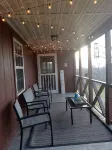 Secluded Magnolia Cabin & Hot Tub - Wifi