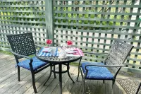 Private Cottage - 5 Min from the Center of Town - 4성급