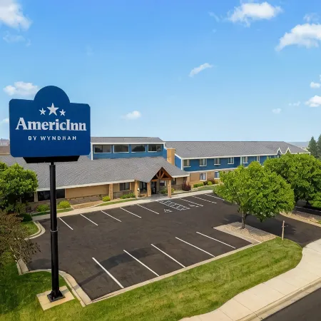 AmericInn by Wyndham Bismarck