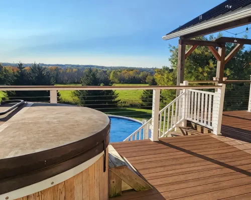 Private Finger Lakes Getaway with a Pool, Hot Tub, and Sauna, Timber Frame Porch Hotels in Conesus