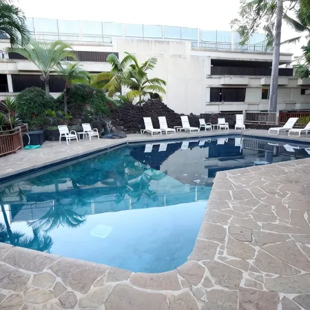 Remodeled Condo 300 Ft From The Ocean!!!