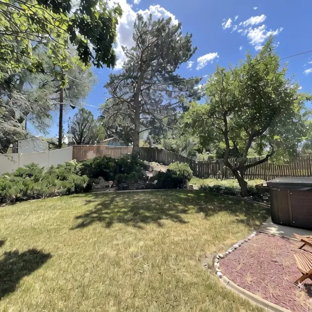 Mid-Century Modern Gem next to Trails, Ski Resorts and Downtown Ogden