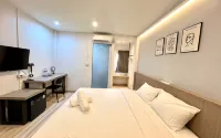 Bedter Hotel Phang Nga - Parking