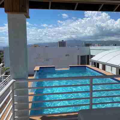 Gated Luxury New Kingston 1 Bdrm Condo Pool & Gym Fitness & Recreational Facilities