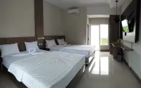 Bandengan Beach Hotel