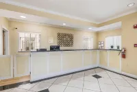Bryant Inn & Suites