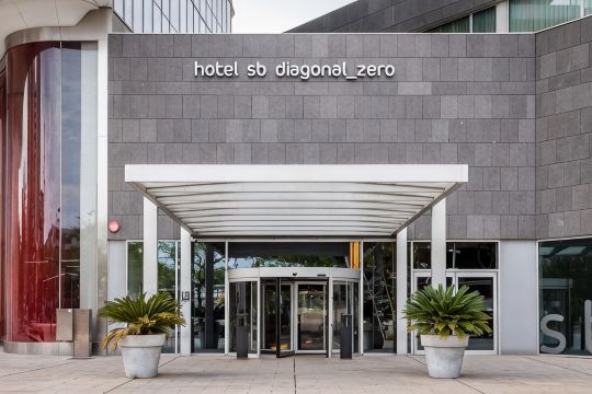 hotel 2
