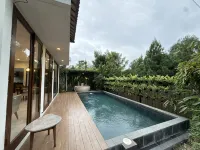 Villa Amethyst JB-3 Lembang 4Bedroom with Pool Ξενοδοχεία στην πόλη 