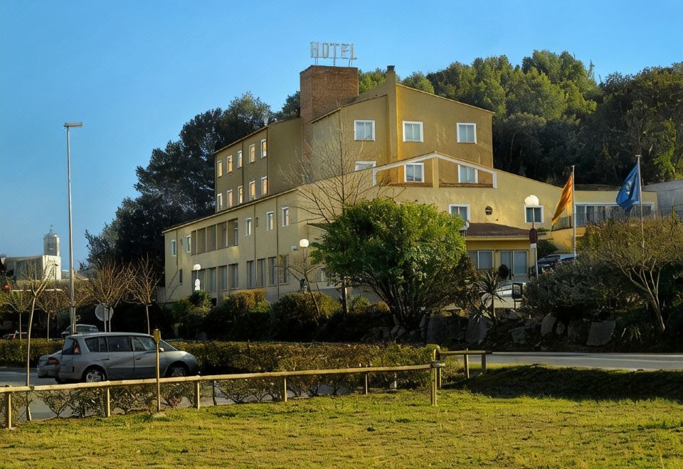 hotel overview picture
