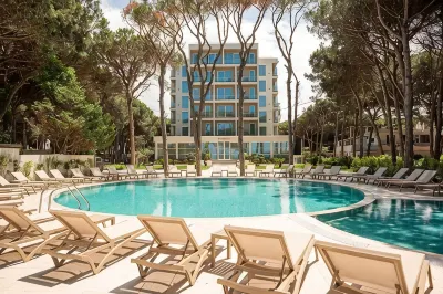 Skanderbeg Resort Ξενοδοχεία στην πόλη 