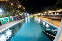 Ulsan (Baenaegol) Yeongnam Alps - Rooftop Pools