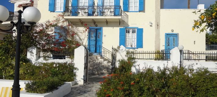 Galaxa Mansion Hotels in Phocis