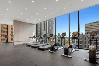 A Cozy Apt, Only a 5-min Walk to Victoria Market - Kitchens