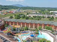Wilderness at the Smokies – River Lodge Suites Hotels in Sevierville