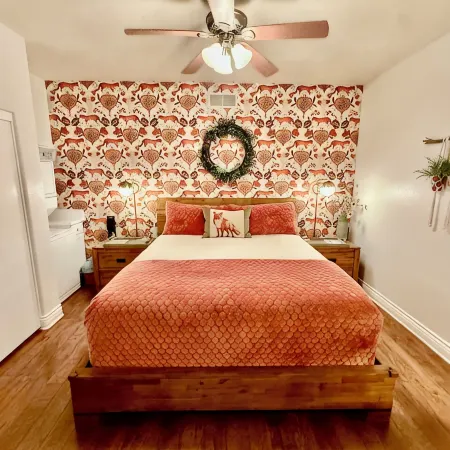 Entire Casita and Cal king bed, sofa bed and kitchen just minutes from Temecula.