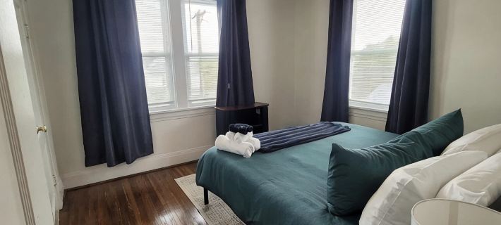 Charlie's Hideout - A Modern Historic Retreat  - Your Home Away From Home! Hotels in Lynchburg