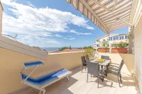 Petrovac Bay Apartments