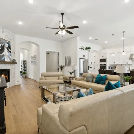 Boerne Cozy Getaway 3 BR 3 1/2 BthBoerne Getaway & mins. away from San Antonio