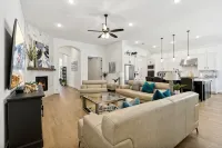 Boerne Cozy Getaway 3 BR 3 1/2 BthBoerne Getaway & mins. away from San Antonio - Gym