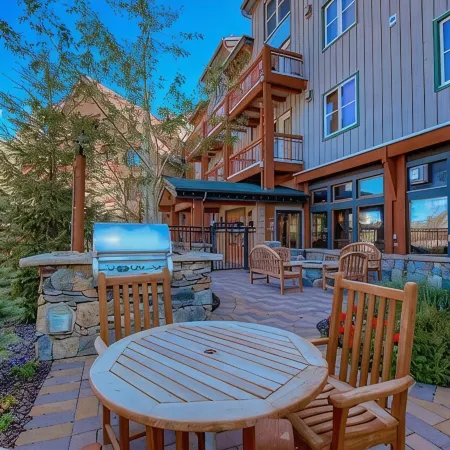 Black Bear 2 Bed 2 Bath Bbcs