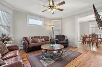 3br 2ba hse  AC WiFi 3 blks to Xcel Event Center, dining,&bars 6.8 mls to airprt - 3-نجوم
